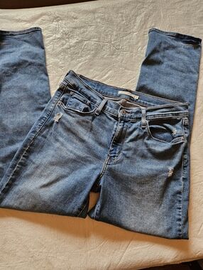 Levi' s Women's Classic Stright Jeans